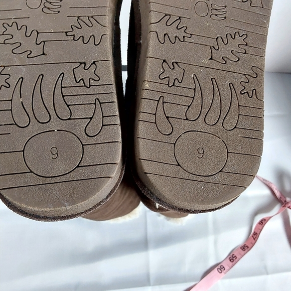 BEARPAW Lauren Tall Winter Sheepskin Boots - Picture 14 of 14